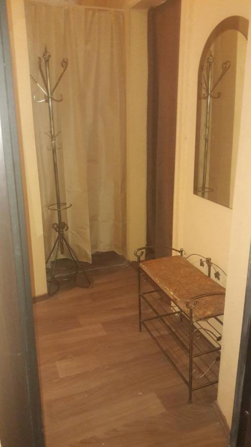 Apartment Pylnykarska 8а Lviv Exteriör bild